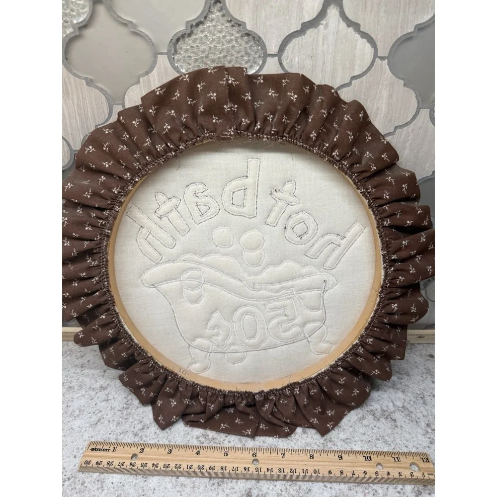 Vtg Quilted Bathroom Decor 80s Cottagecore Ruffles Handmade Brown 10